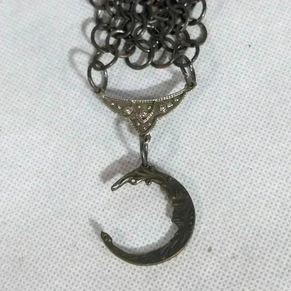 One of a kind Chainmail Crescent Moon Necklace barrel clasp - Picture 3 of 4